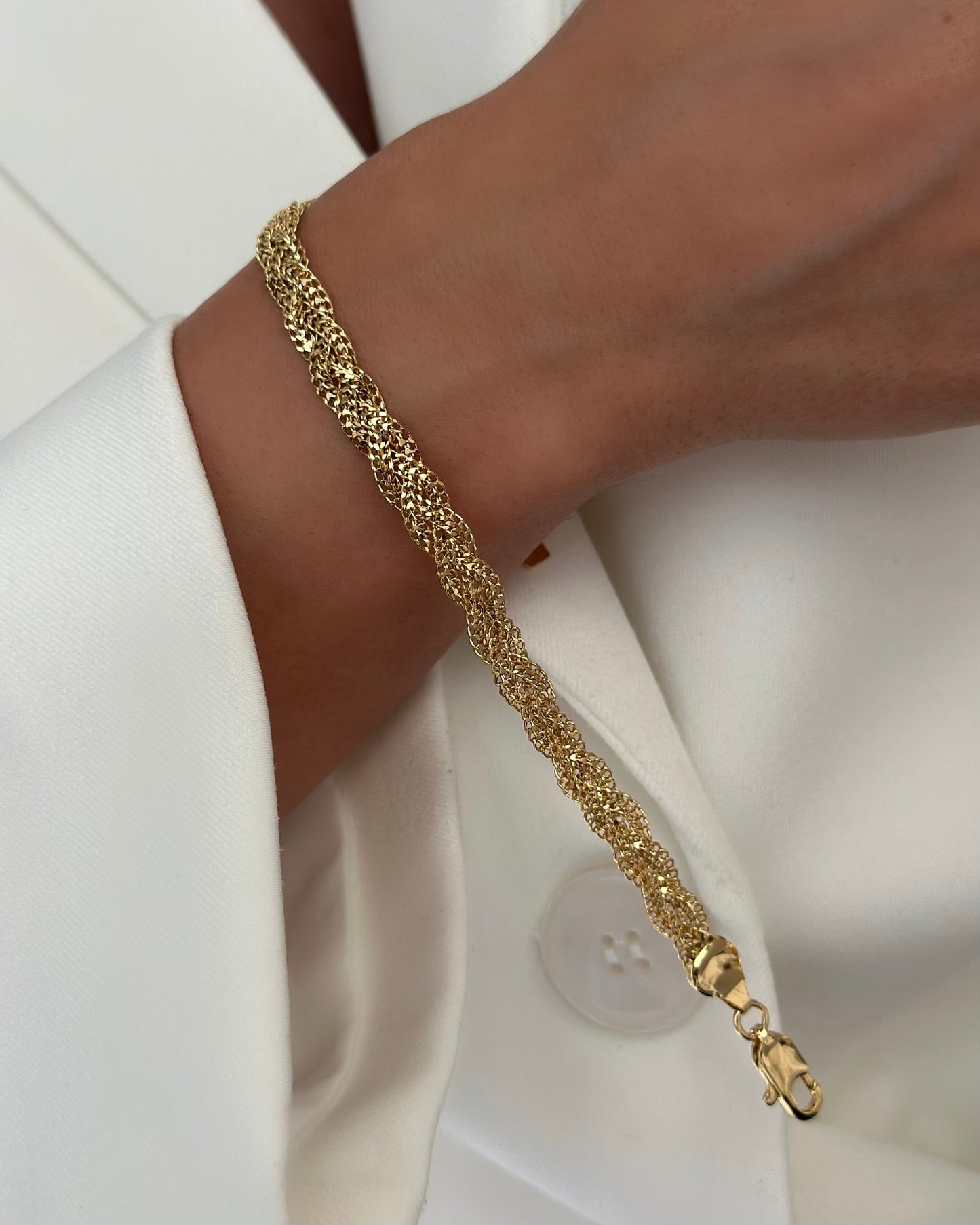 21K Gold Twisted Link Bracelet