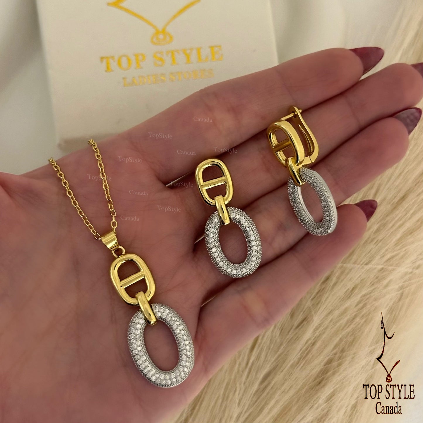 Gold-Plated Oval Link Necklace and Earring Half Set (Necklace + Earrings)