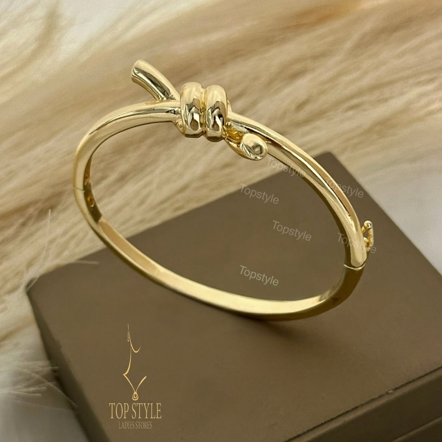 18K Gold-Plated Knot Bracelet