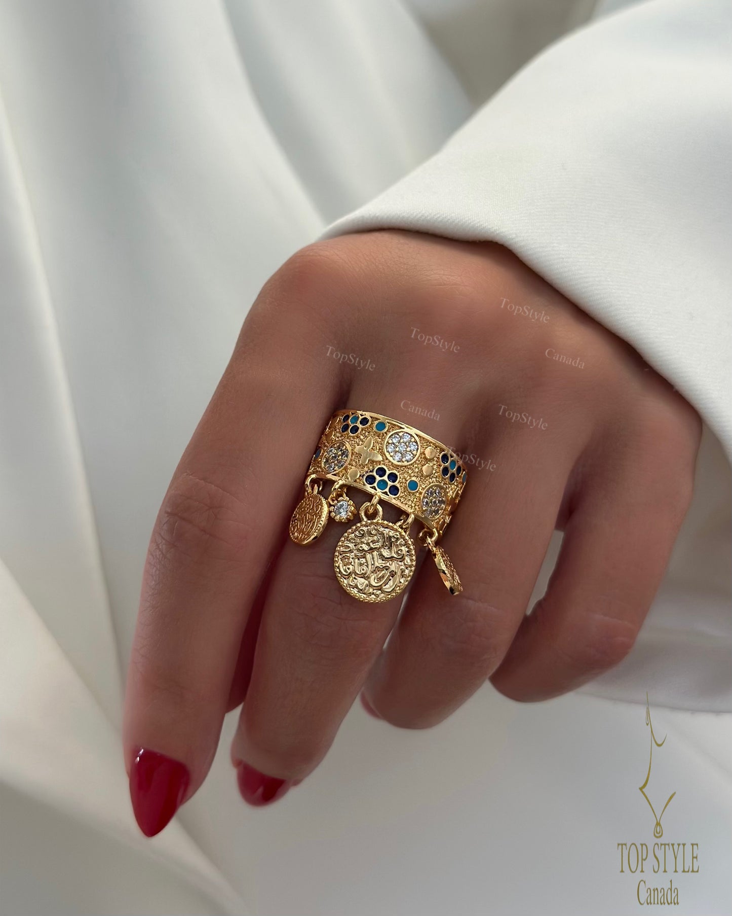 Qul Auzu Bi Rabbil Falaq Dangle Charm Ring | 21K Gold Plated