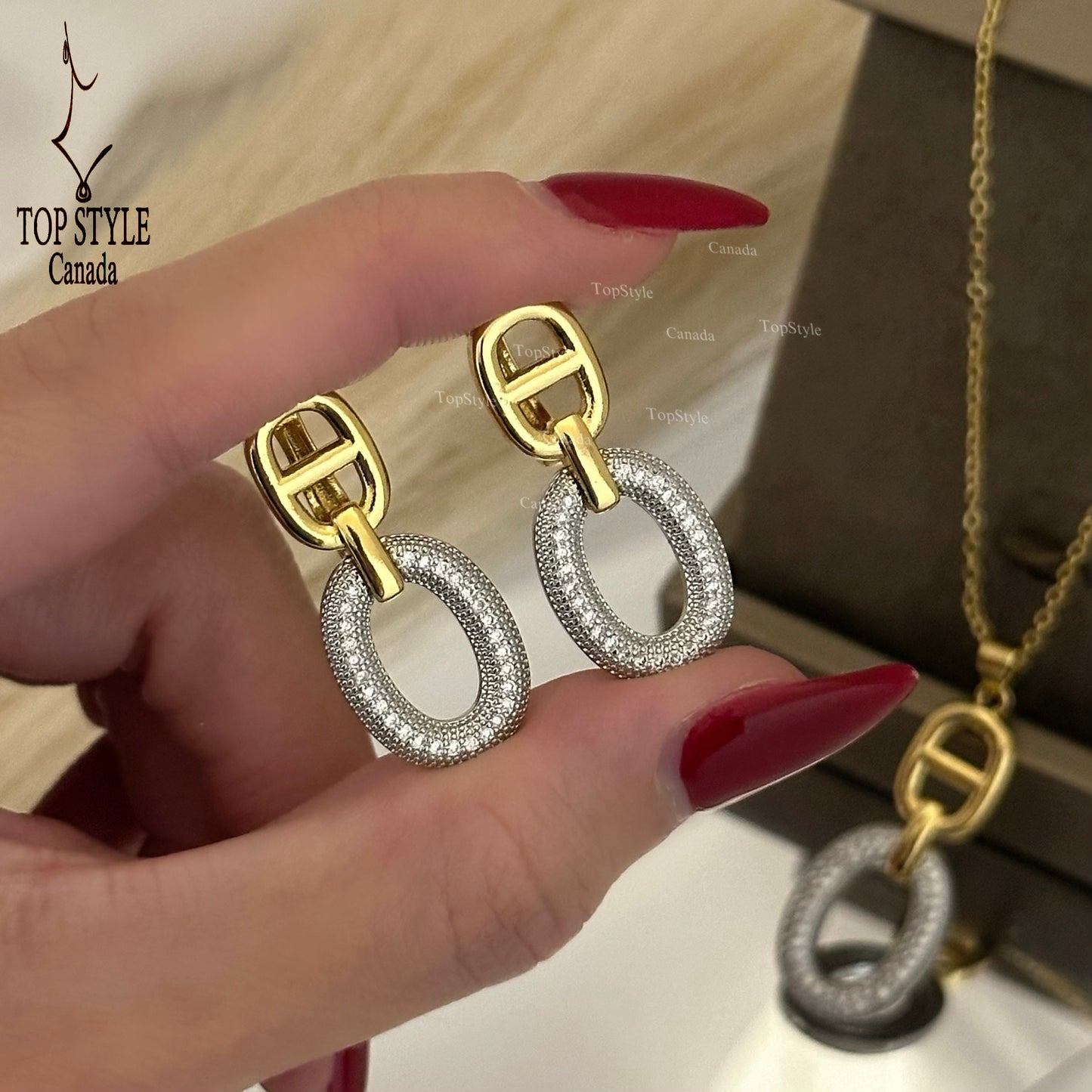 Gold-Plated Oval Link Necklace and Earring Half Set (Necklace + Earrings)