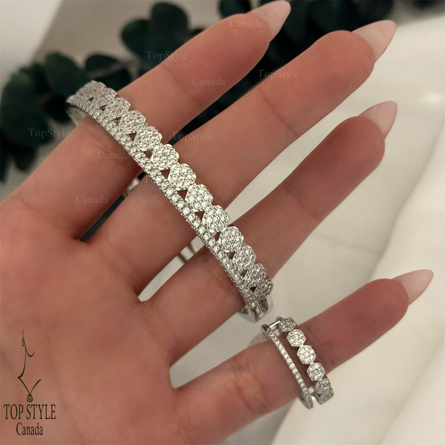 Elegant Daisy Half Set (Bracelet & Ring)