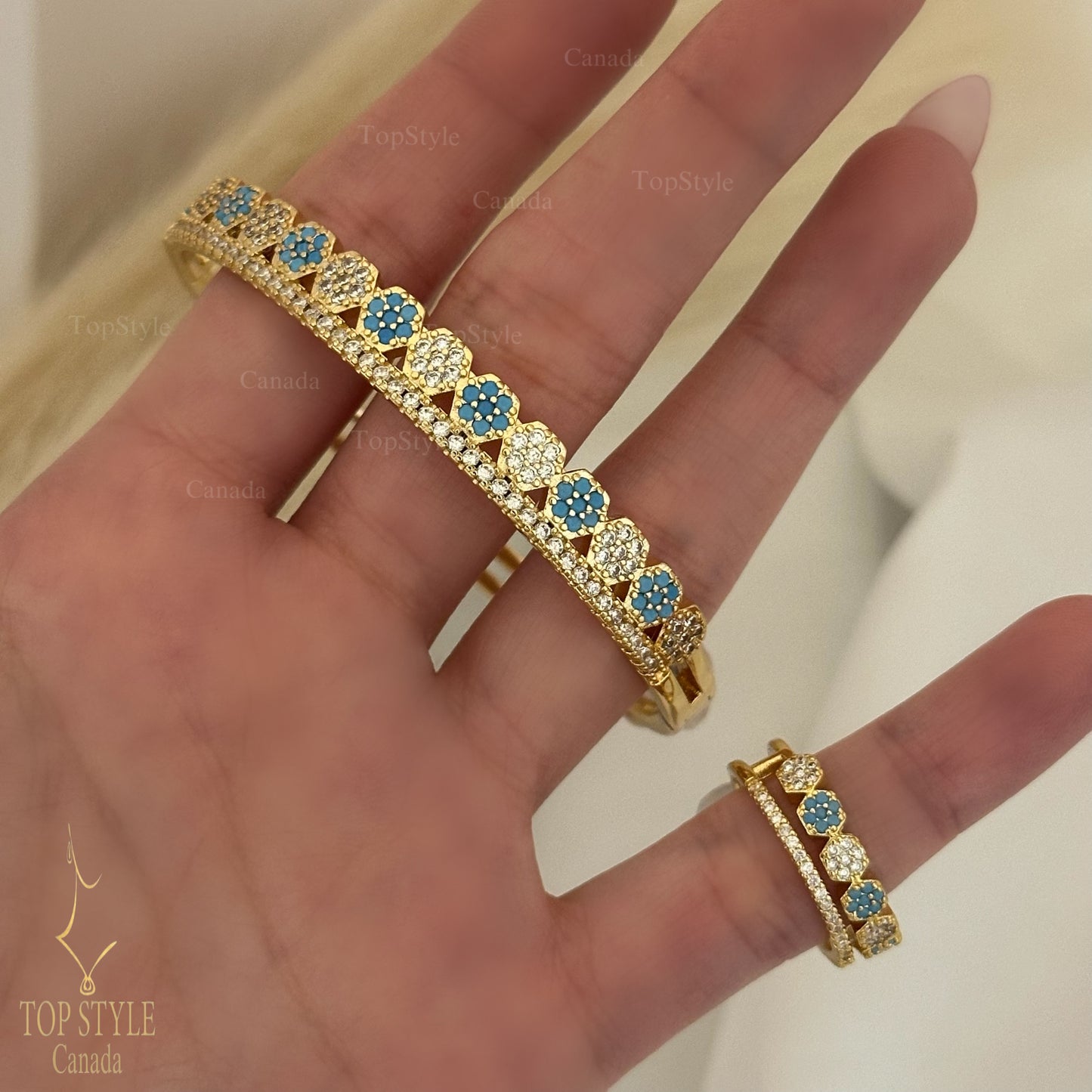 Gold-Plated Elegant Blue Daisy Bracelet / Ring