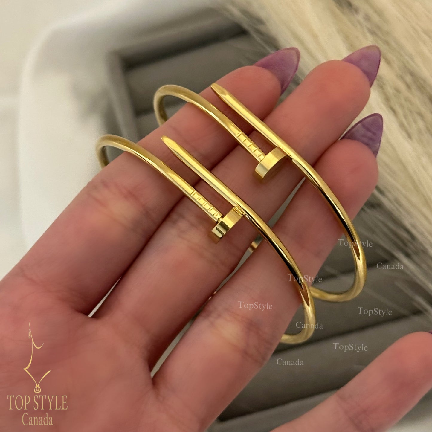 18K Gold Plated Screw Bracelet