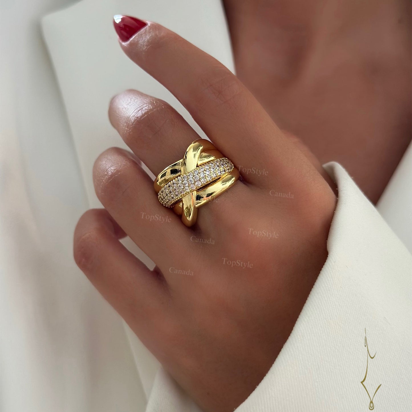 18K Gold Plated Chunky Criss-Cross Statement Ring