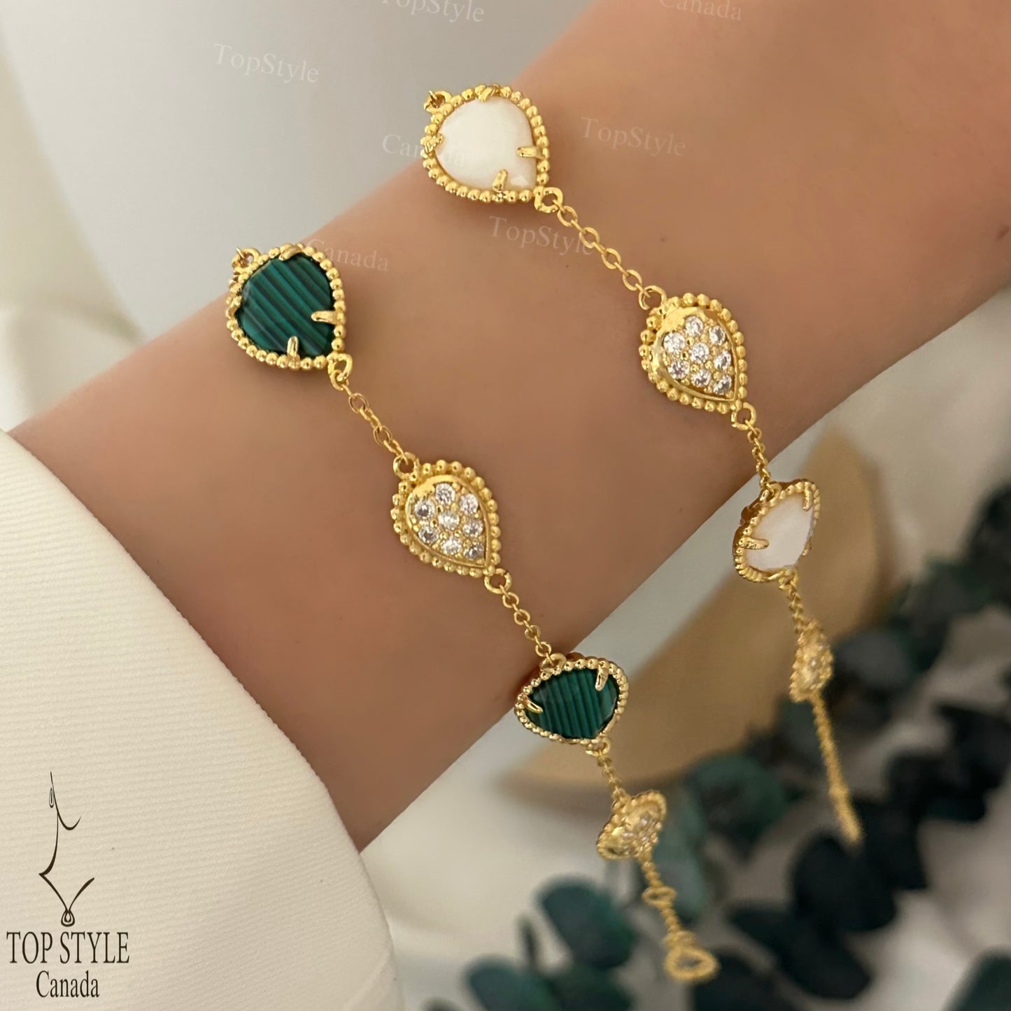 Gold-Plated Teardrop Bracelet