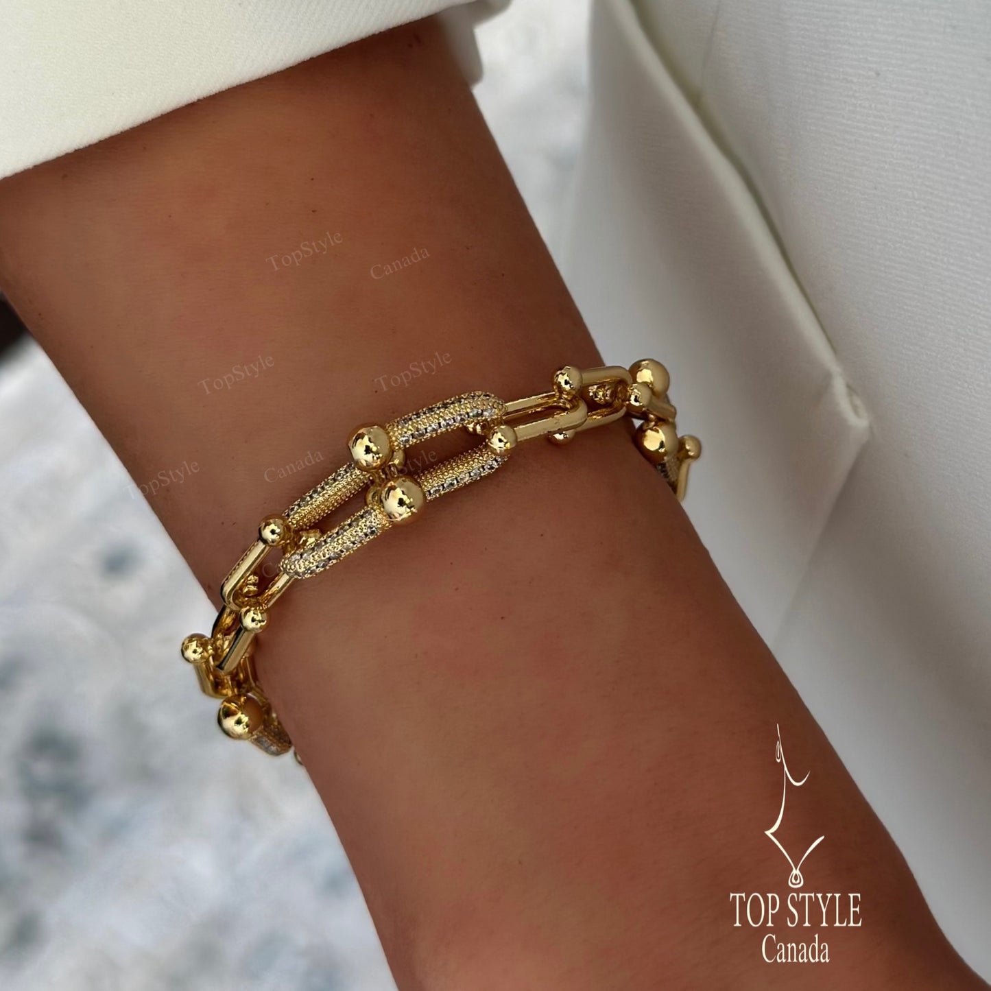 Bracelet maille pavée plaqué or de luxe