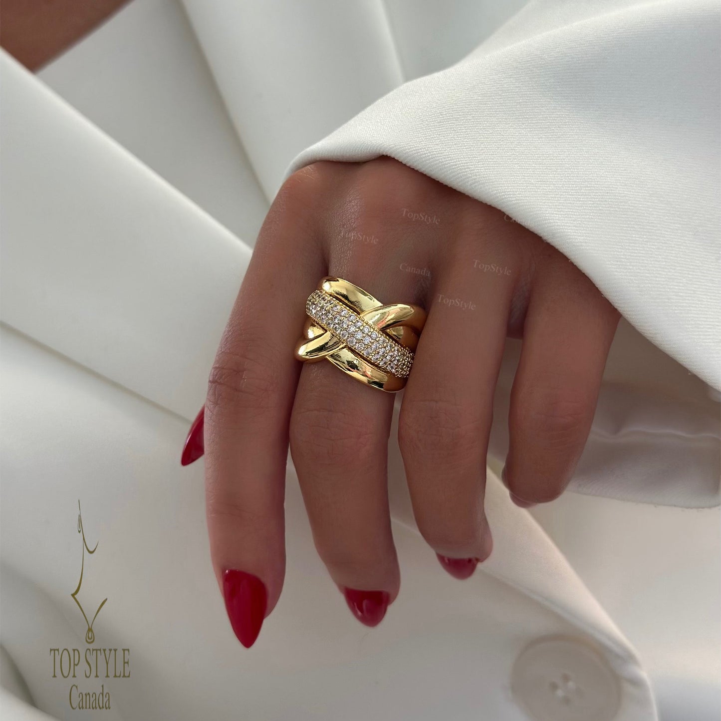 18K Gold Plated Chunky Criss-Cross Statement Ring