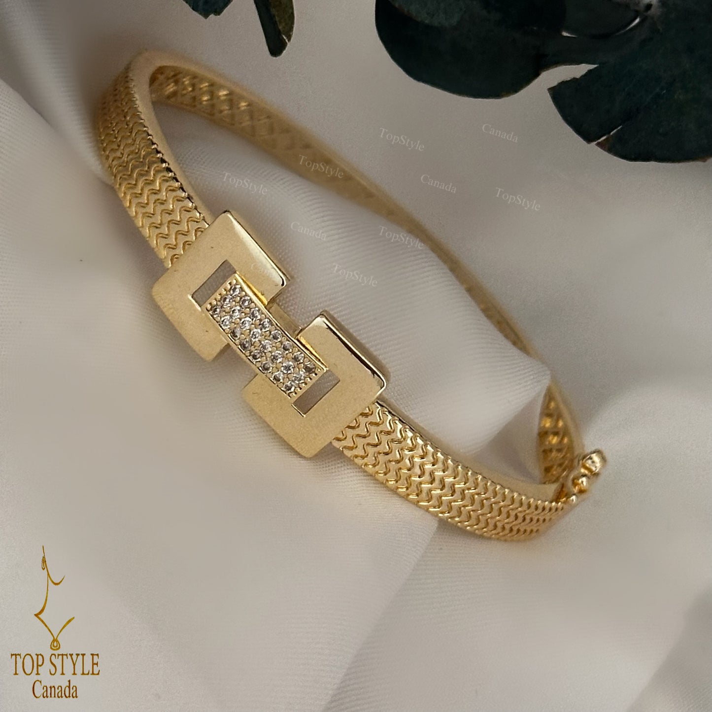 Mesh Spark Bangle